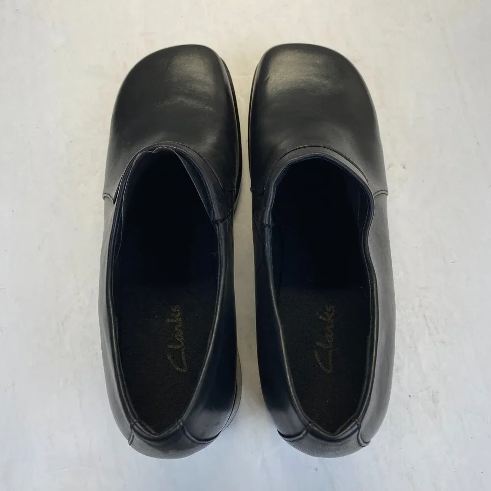 Clarks 30099‎ Black Leather Ankle Boots Heel Womans Size 9 M
